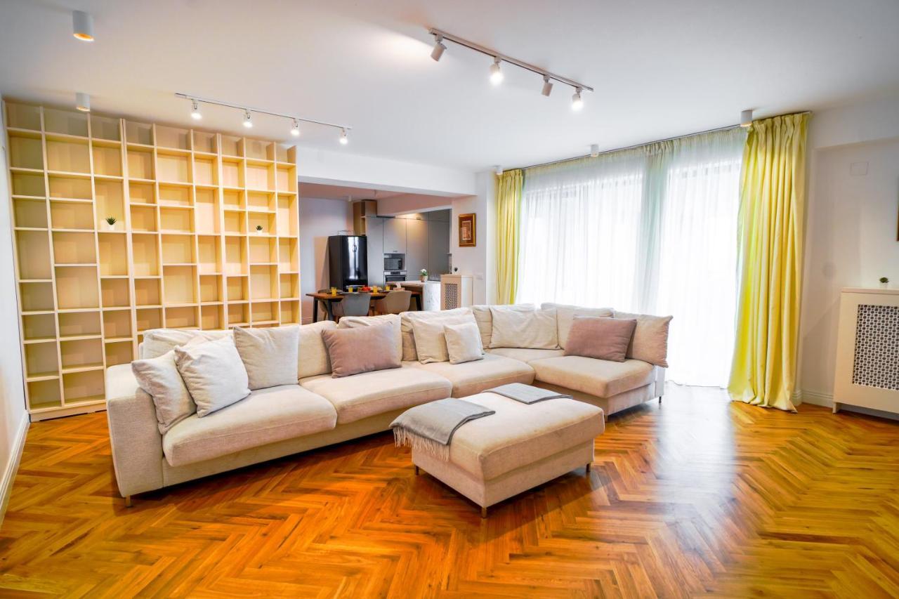 Luxury Central Park Apartment Bucureşti Ngoại thất bức ảnh