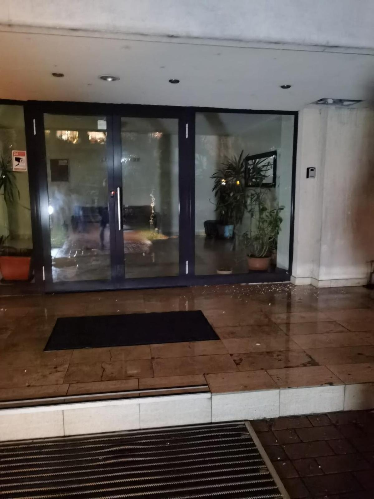 Luxury Central Park Apartment Bucureşti Ngoại thất bức ảnh